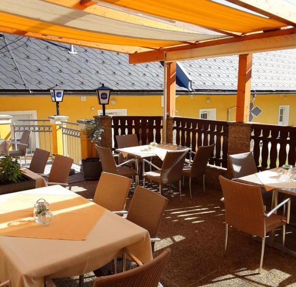 فندق صغير Wollsdorferhof