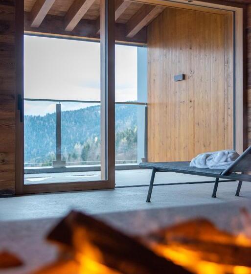 فندق Albergo Croce D Aune