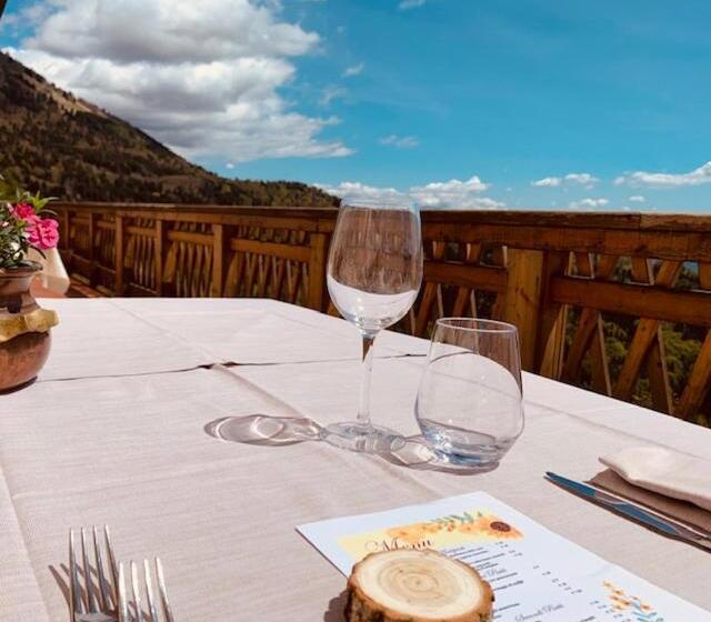 فندق Albergo Croce D Aune