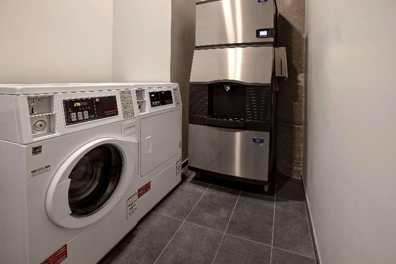 酒店 Embassy Suites By Hilton Rockford Riverfront