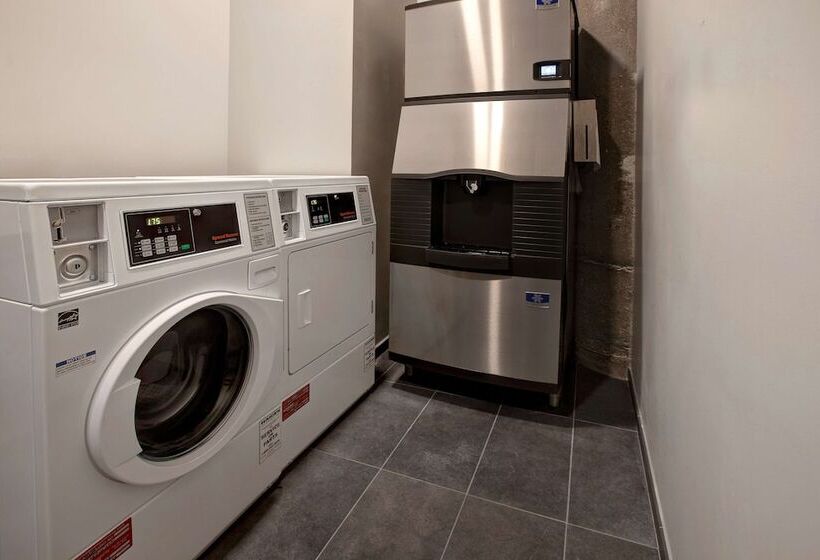 酒店 Embassy Suites By Hilton Rockford Riverfront