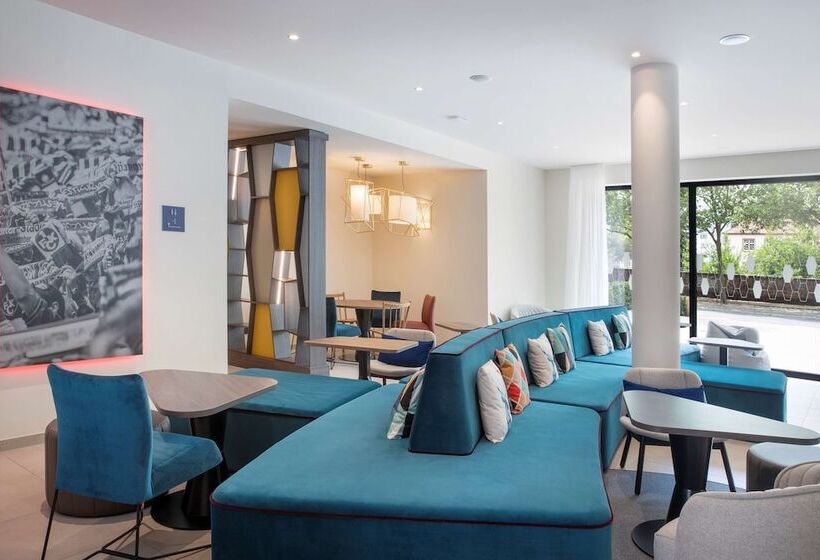 Отель Hampton By Hilton Kaiserslautern