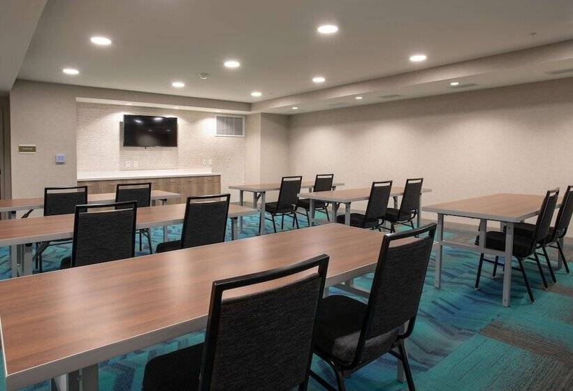 ホテル Home2 Suites By Hilton Omaha Un Medical Ctr Area