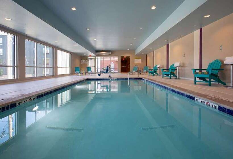 ホテル Home2 Suites By Hilton Omaha Un Medical Ctr Area