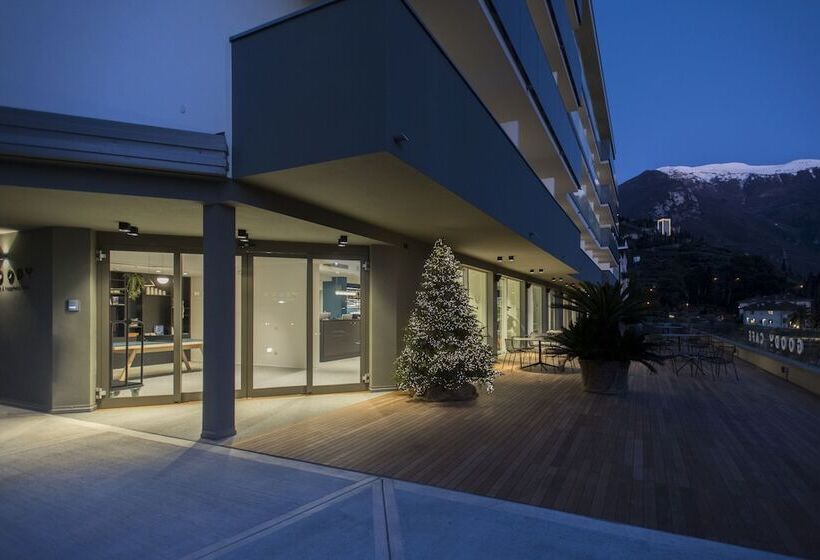 호텔 Hoody Active & Happiness