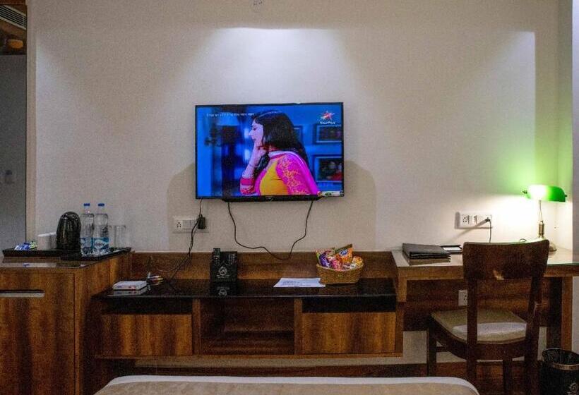 בית מלון כפרי Jade Square