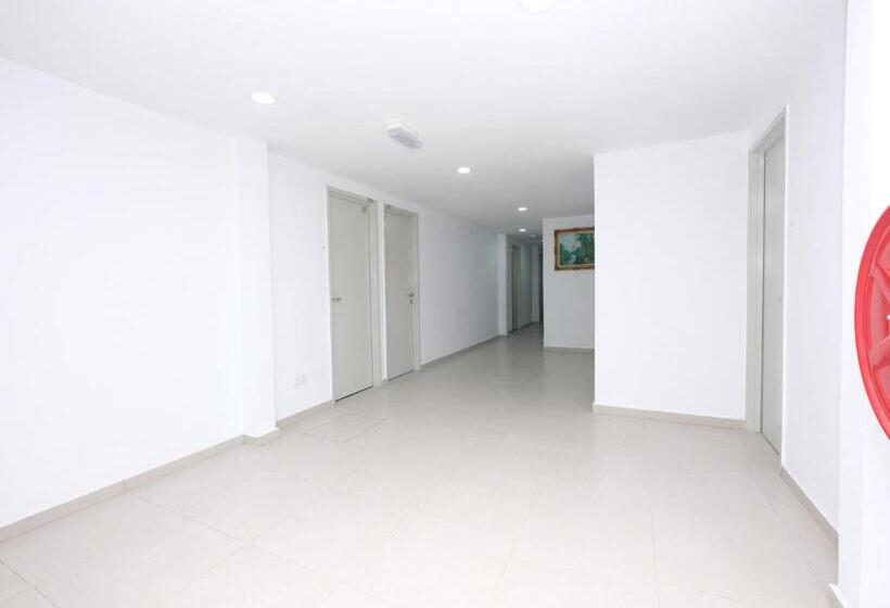 בית מלון כפרי Oyo 44043 First Garden