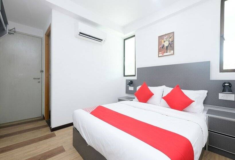 בית מלון כפרי Oyo 44043 First Garden