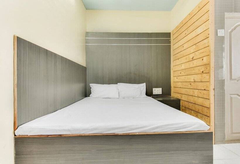 Spot On 40292 Hotel Shangrila Inn