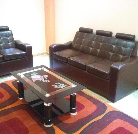 ホテル Suite Juliaca