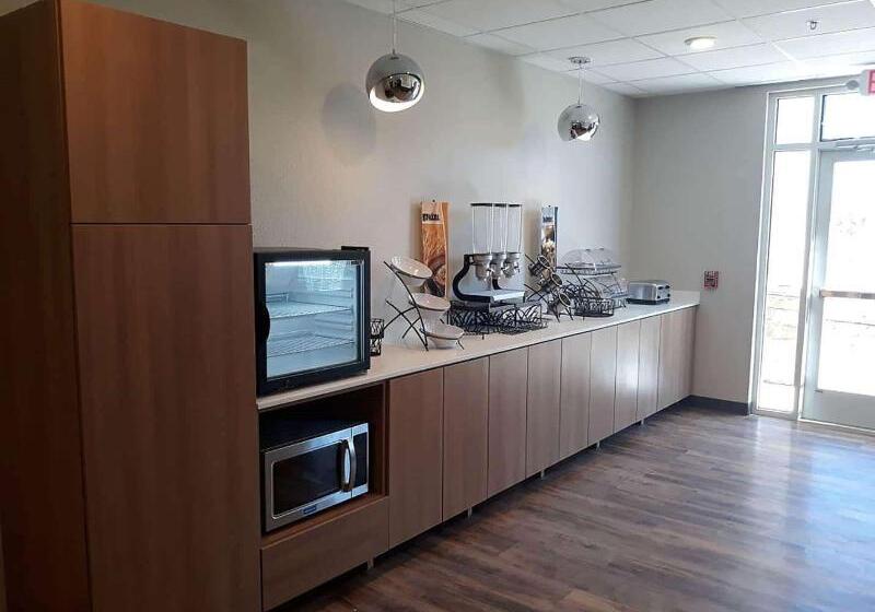 Microtel Inn & Suites By Wyndham Woodland Park