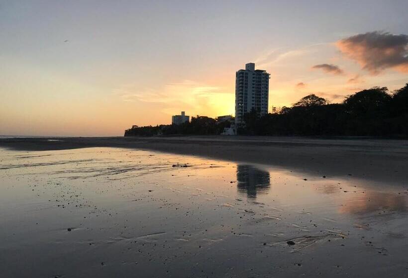 فندق صغير Cafegourmetptacorona