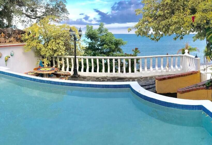 فندق صغير Cafegourmetptacorona