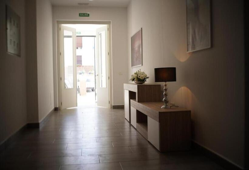 Apartamentos La Laguna