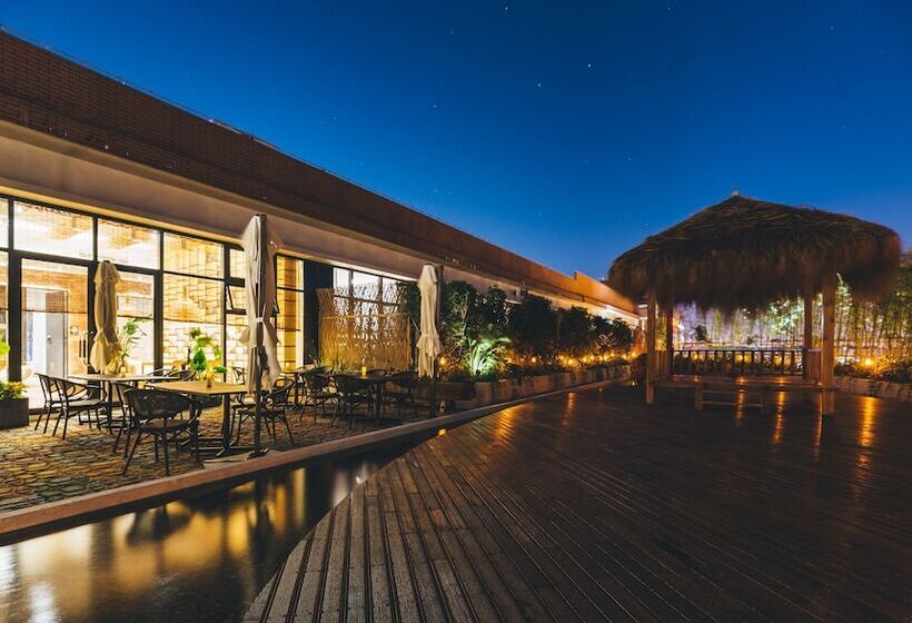 Atour Hotel Zibo Liuquan Road