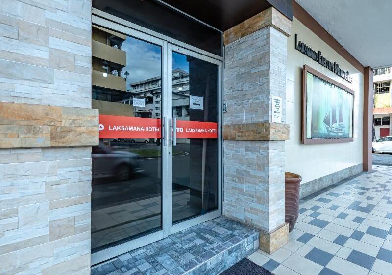 酒店 Oyo 43960 Laksamana Executive & Boutique