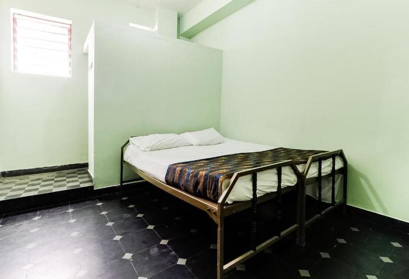 酒店 Spot On 46897 Saravana Stays