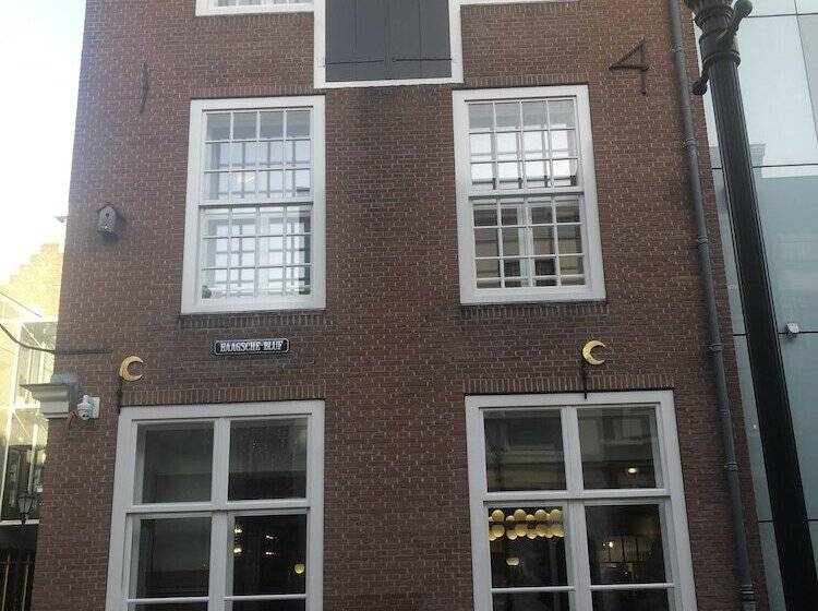 فندق The Collector