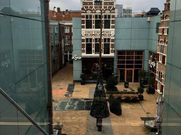 فندق The Collector