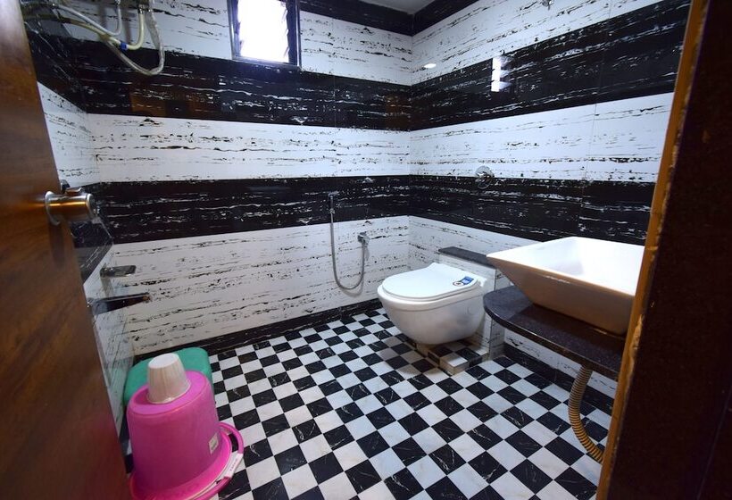 호텔 The Lake Palace