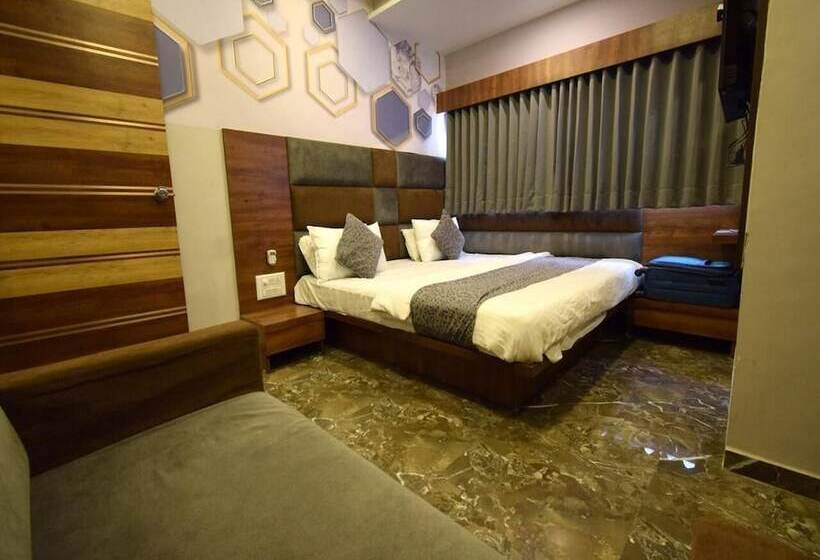 호텔 The Lake Palace