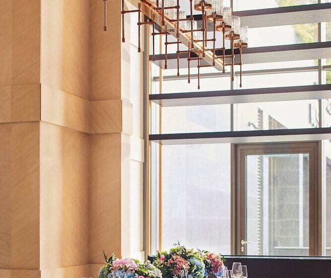 酒店 The Ritzcarlton, Pune