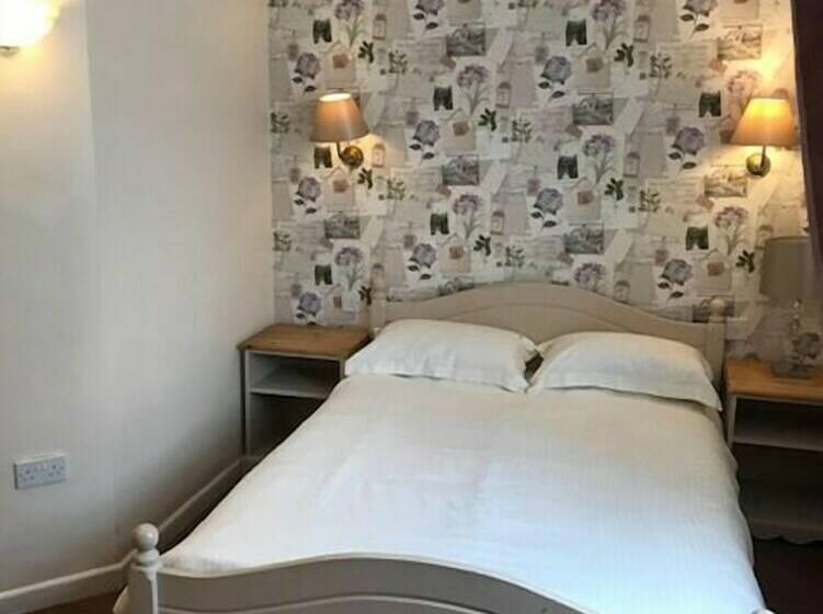 ホテル The Tayleur Arms