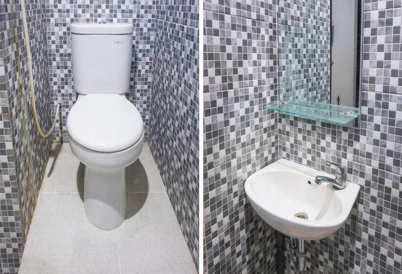 膳宿费 Reddoorz Near Makassar Town Square 2