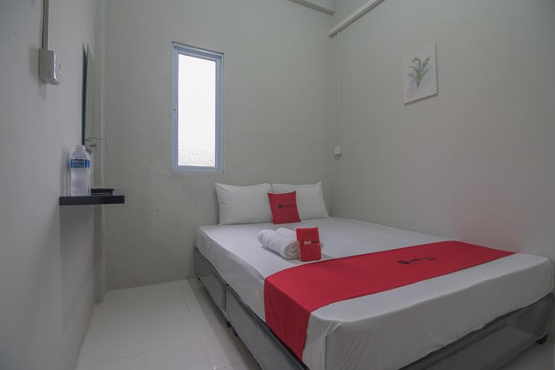 بنسيون Reddoorz @ Jalan Pelita Batam