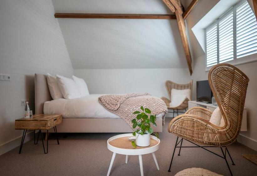 تختخواب و صبحانه Bella Vista