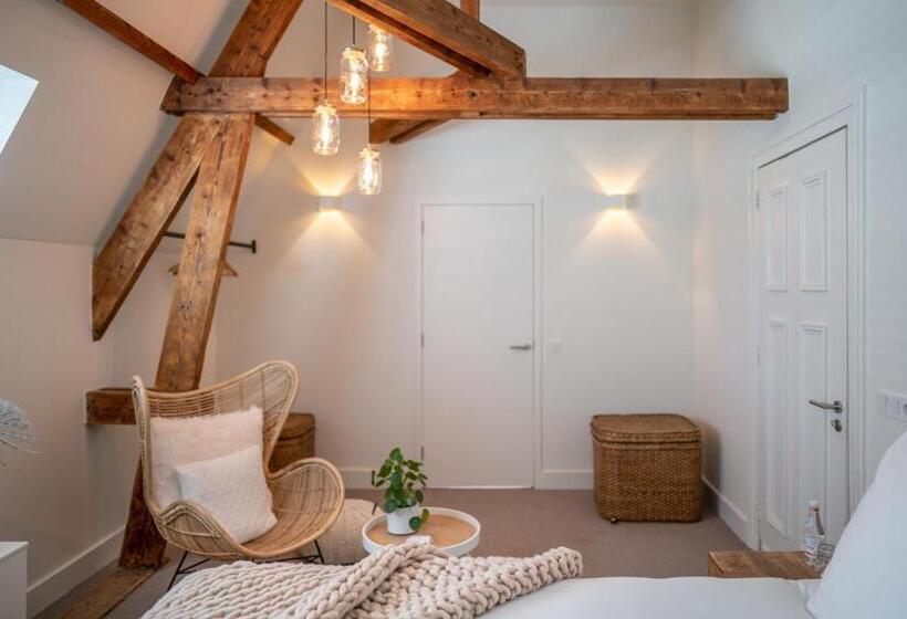 تختخواب و صبحانه Bella Vista