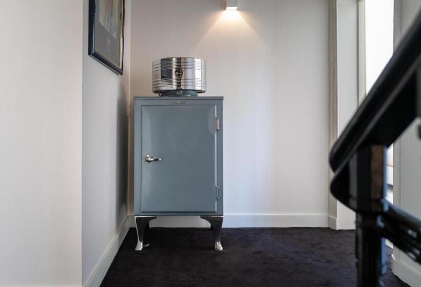 تختخواب و صبحانه Bella Vista