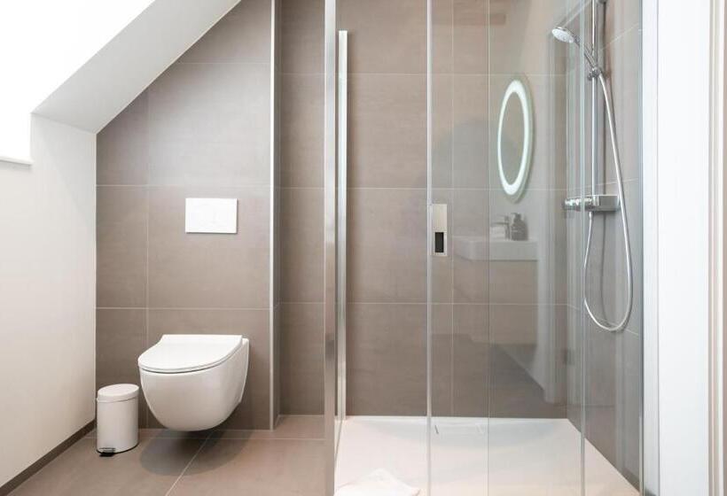 تختخواب و صبحانه Bella Vista