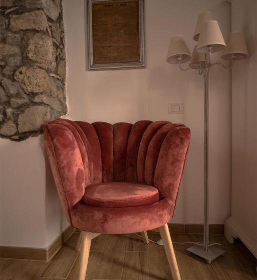 ベッドアンドブレックファースト Livia's Charming Room