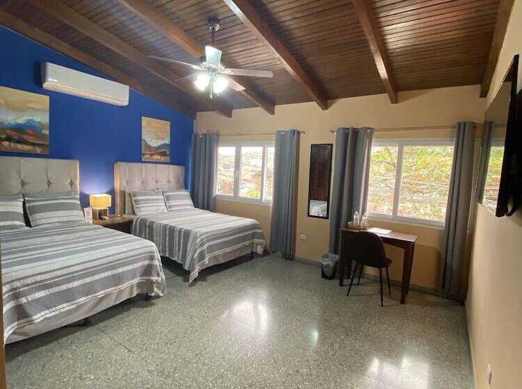 تختخواب و صبحانه Portal Los Castaños