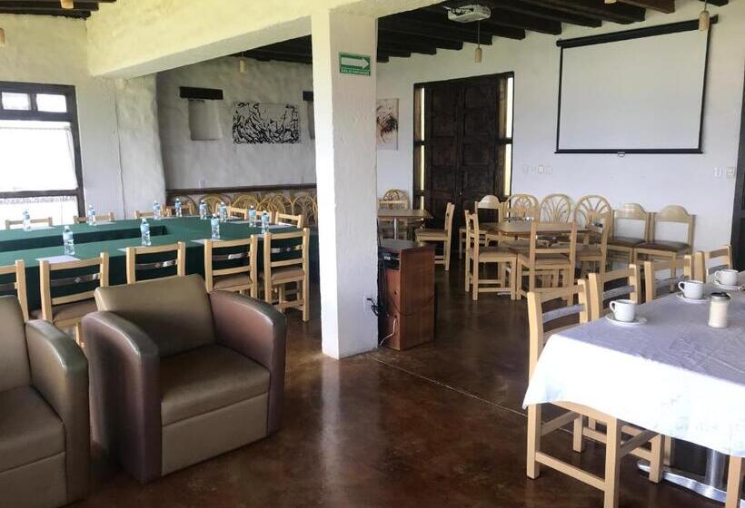 בית מלון כפרי Altavista