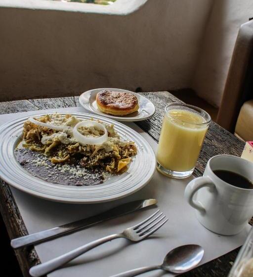 בית מלון כפרי Altavista