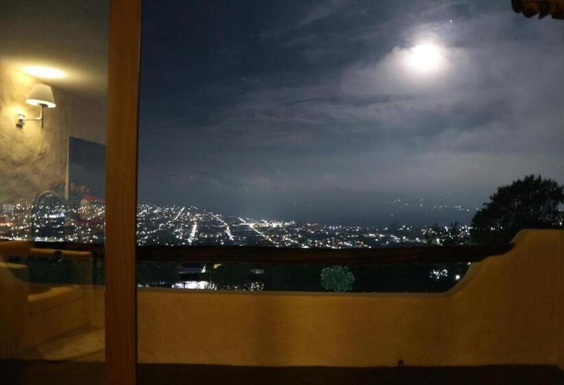 בית מלון כפרי Altavista