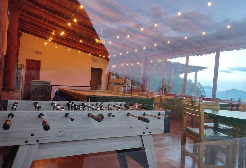 בית מלון כפרי Altavista