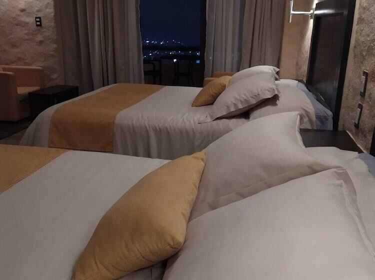 בית מלון כפרי Altavista