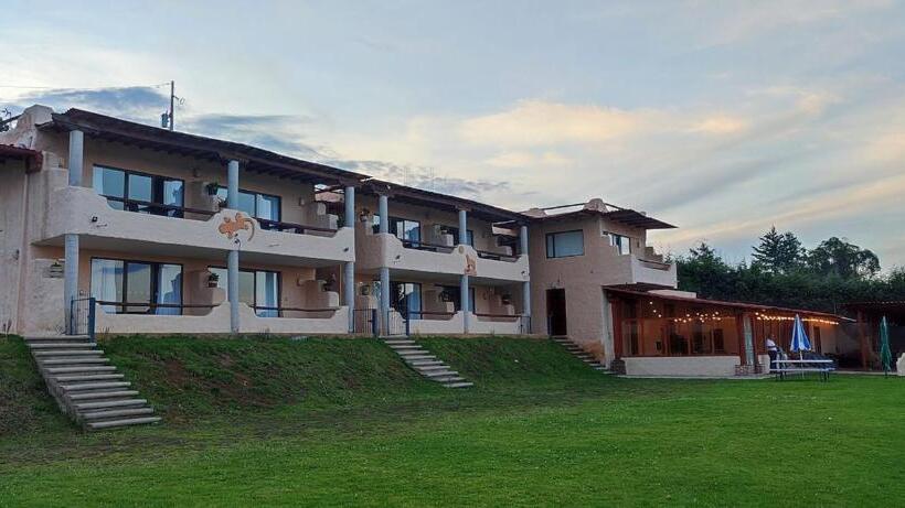 בית מלון כפרי Altavista