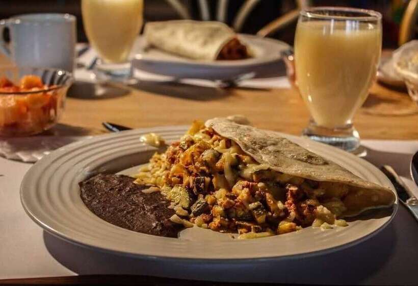 בית מלון כפרי Altavista