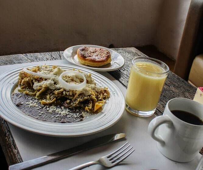 בית מלון כפרי Altavista