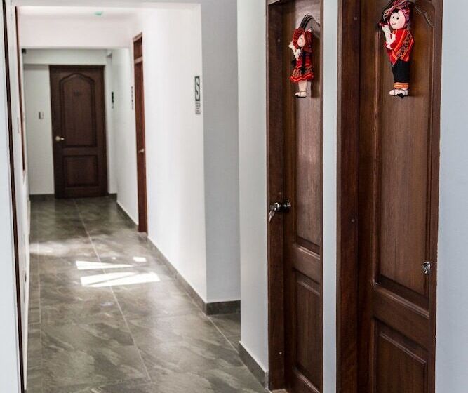 هتل Andes De Urubamba