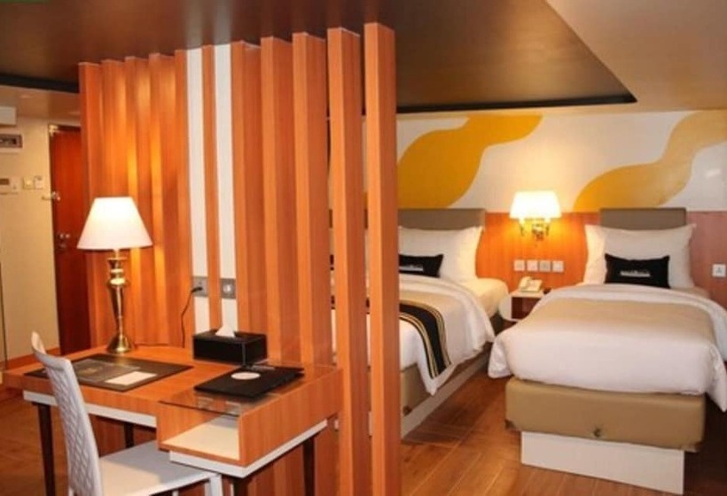 בית מלון כפרי Doulos Phos The Ship