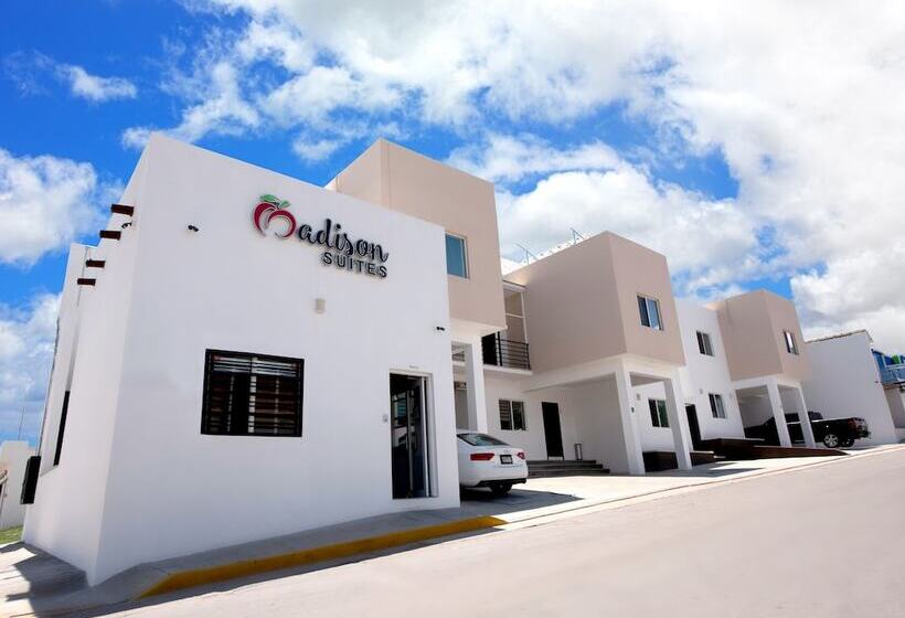 ホテル Madison Suites