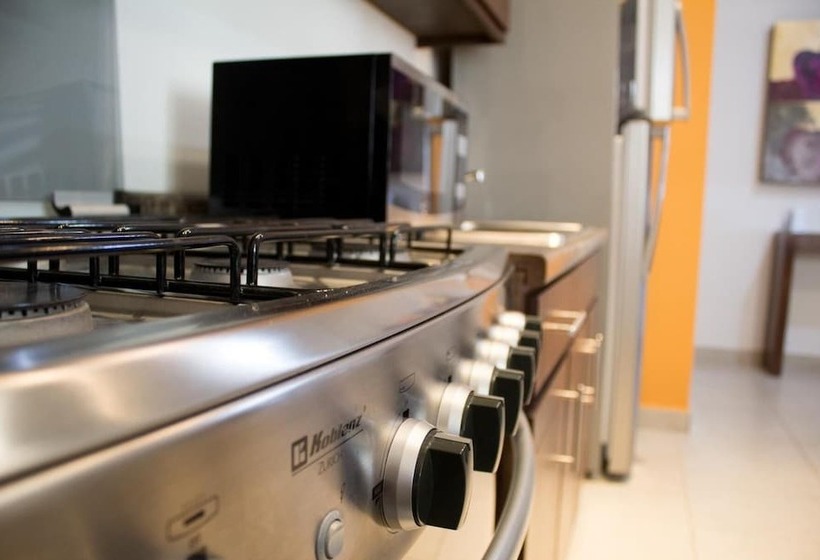 ホテル Madison Suites