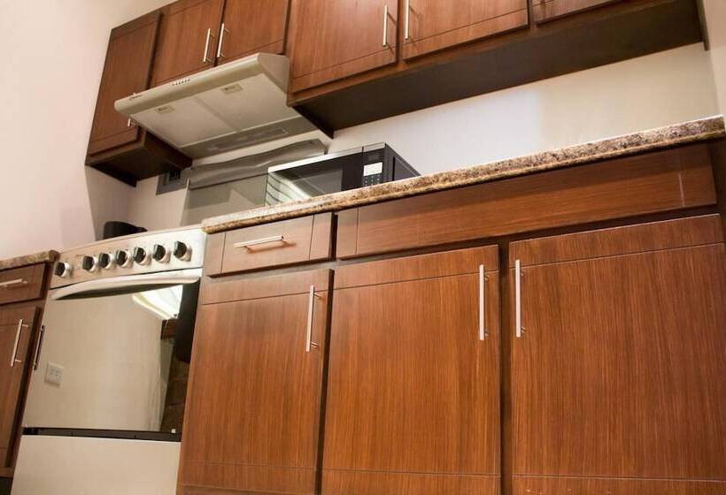 ホテル Madison Suites