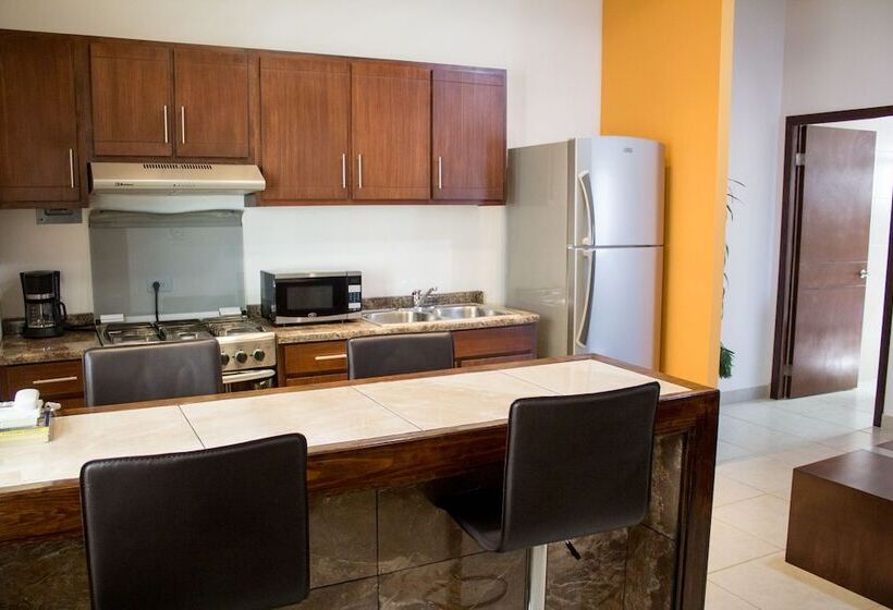 ホテル Madison Suites