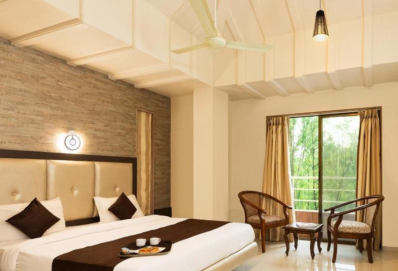 Отель Park Castle